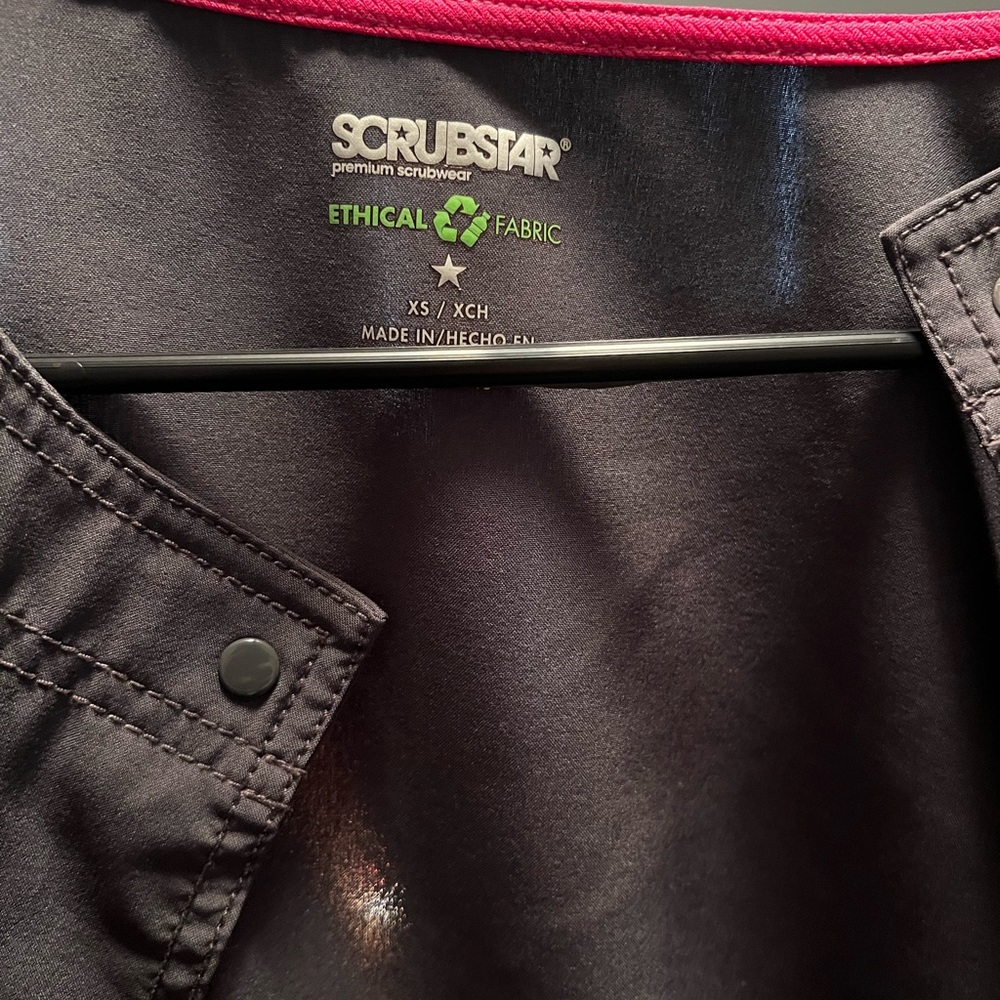 Scrub jacket